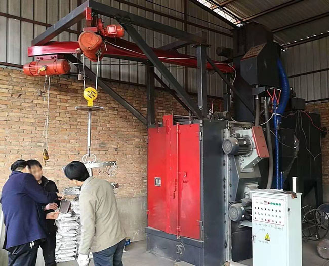 吊鉤式拋丸清理機使用現場圖 吊鉤式拋丸清理機使用現場圖