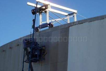 自吸附式爬壁去銹除漆拋丸機 自吸附式爬壁去銹除漆拋丸機